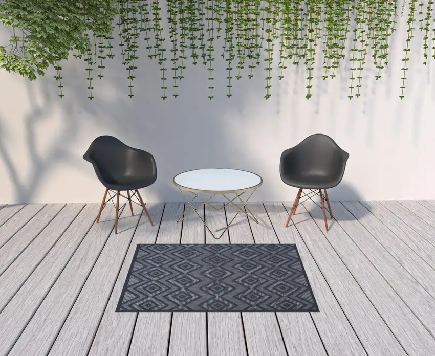 Navy Blue Argyle Indoor Outdoor Area Rug Photo 2