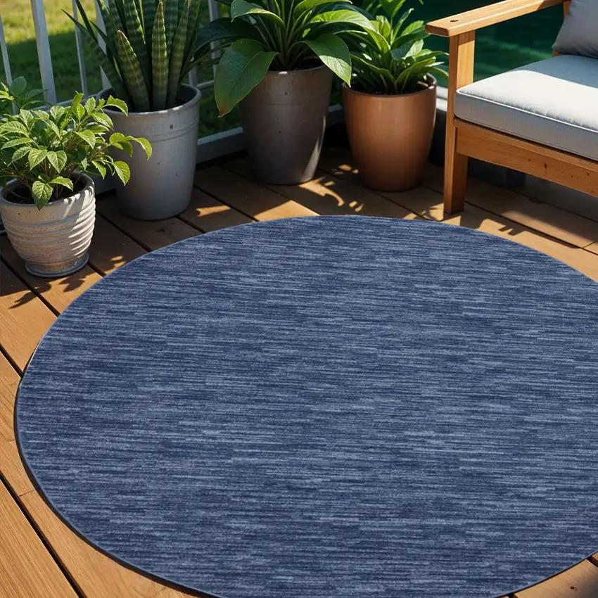 Blue Round Indoor Outdoor Area Rug Photo 2