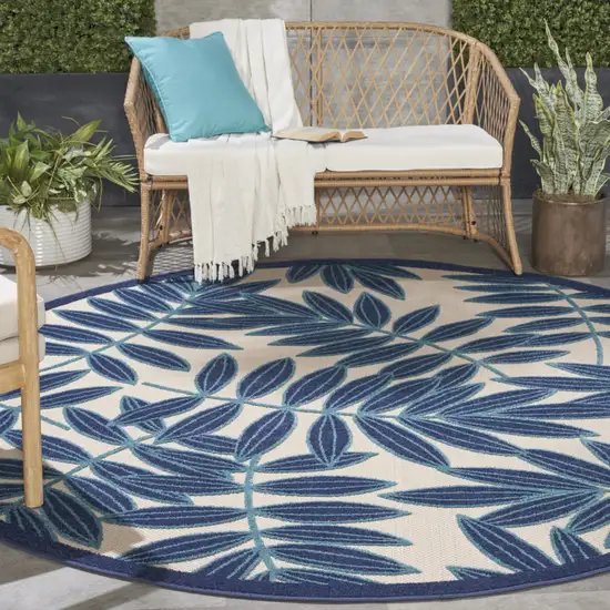8' Blue And Ivory Round Floral Indoor Outdoor Area Rug Photo 5