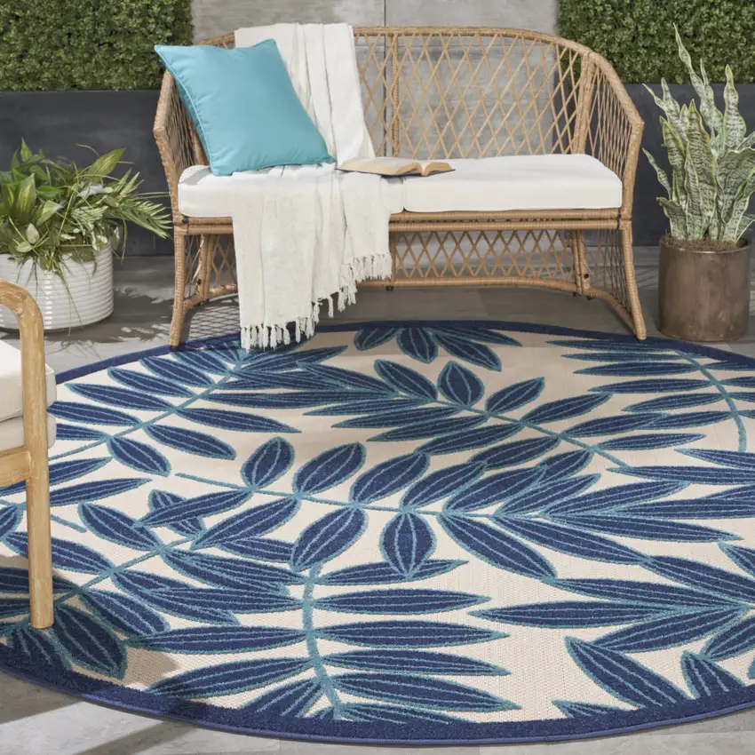 8' Blue And Ivory Round Floral Indoor Outdoor Area Rug Photo 5