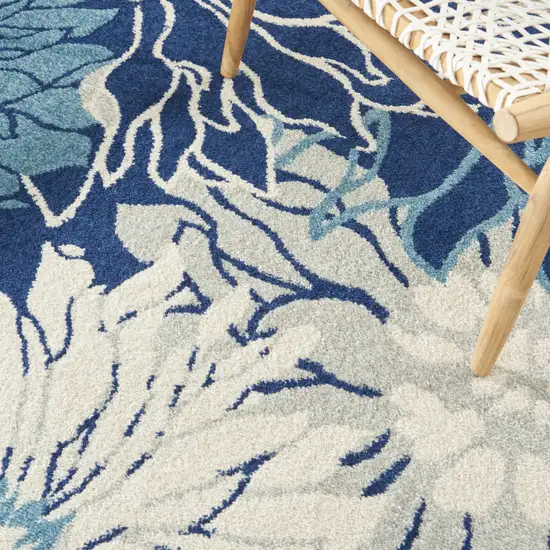 8' Blue And Ivory Floral Round Rug Photo 6