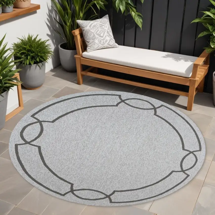 Ivory Round Indoor Outdoor Area Rug Photo 1