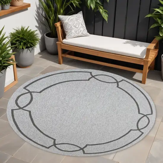 Ivory Round Indoor Outdoor Area Rug Photo 1