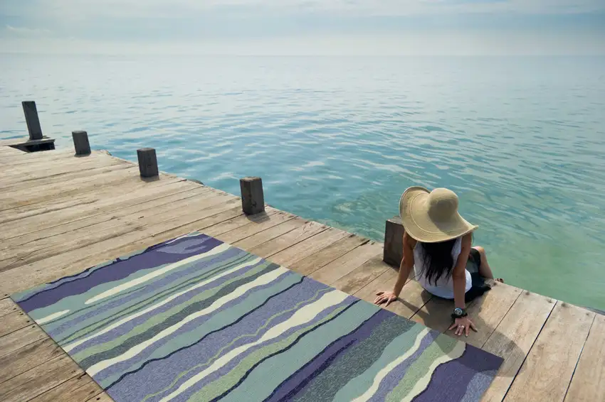 Ocean Blue Hand Woven UV Treated Ocean Waves Indoor Outdoor Area Rug Photo 6