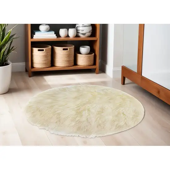 5' Off White Round Shag Sheepskin Area Rug Photo 1