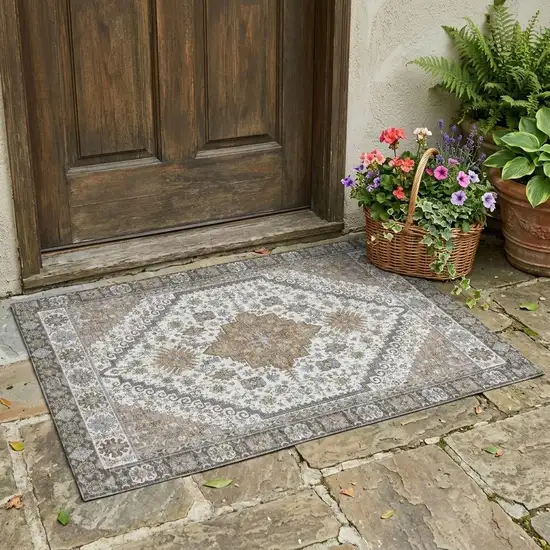 Pearl And Ivory Oriental Washable Indoor Outdoor Area Rug Photo 1