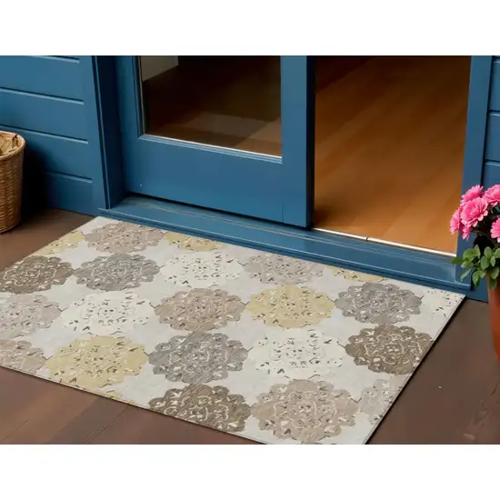 Pearl Ivory And Wheat Quatrefoil Washable Indoor Outdoor Area Rug Photo 1