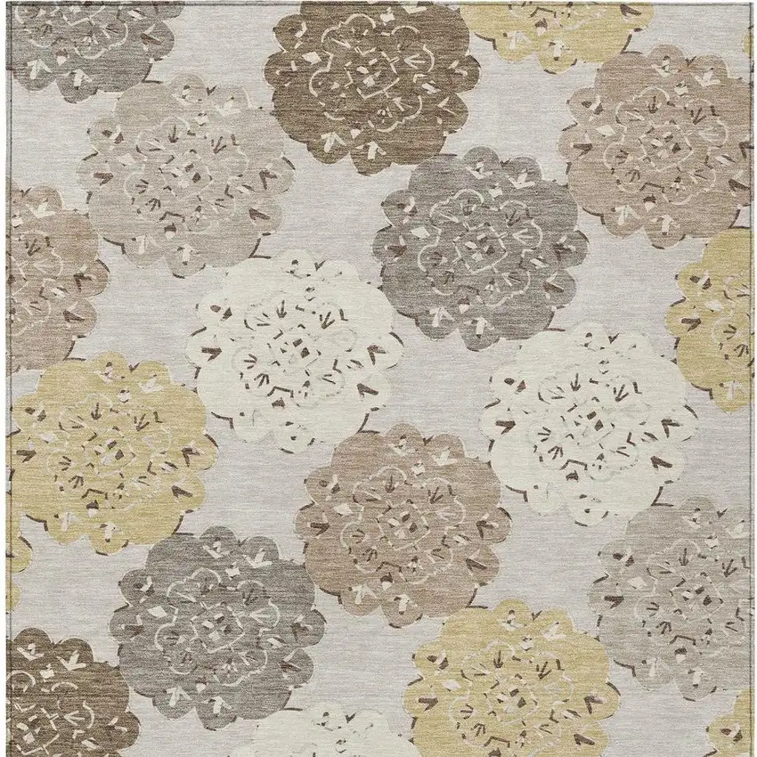 Pearl Ivory And Wheat Quatrefoil Washable Indoor Outdoor Area Rug Photo 4