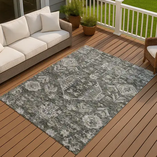 Pewter And Silver Medallion Washable Indoor Outdoor Area Rug Photo 4