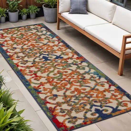 8' Ivory And Blue Indoor Outdoor Area Rug Photo 2