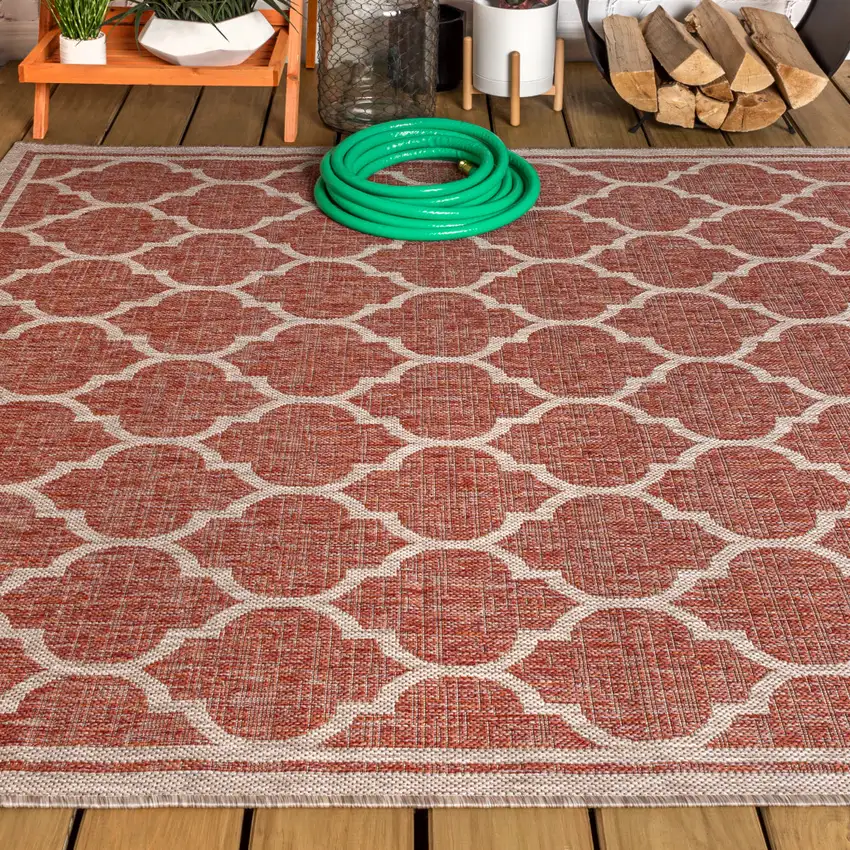 Red And Beige Geometric Indoor Outdoor Area Rug Photo 9