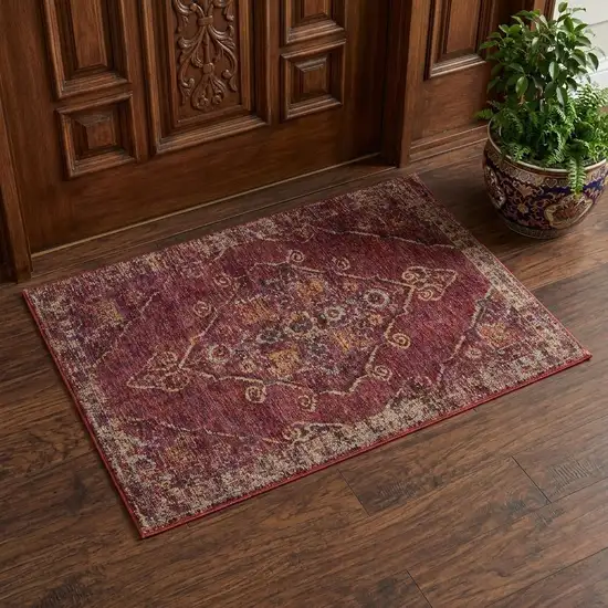Red And Gold Oriental Area Rug Photo 1