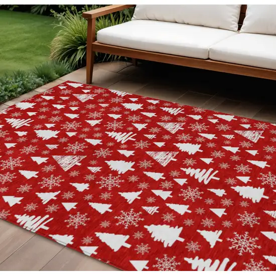 Red And Ivory Botanical Leaves Washable Indoor Outdoor Area Rug Photo 2