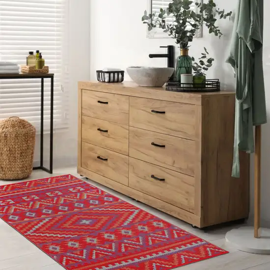 Red Geometric Indoor Outdoor Area Rug Photo 6