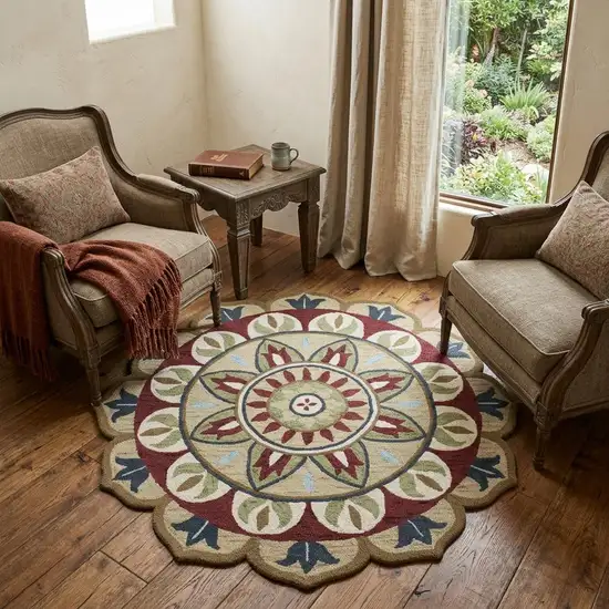 Red Round Wool Floral Hand Tufted Area Rug Photo 1