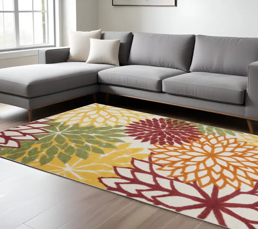 Green And Ivory Handmade Indoor Outdoor Area Rug Photo 1