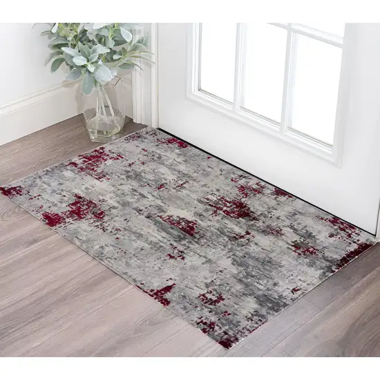 Red Abstract Dhurrie Area Rug Photo 1