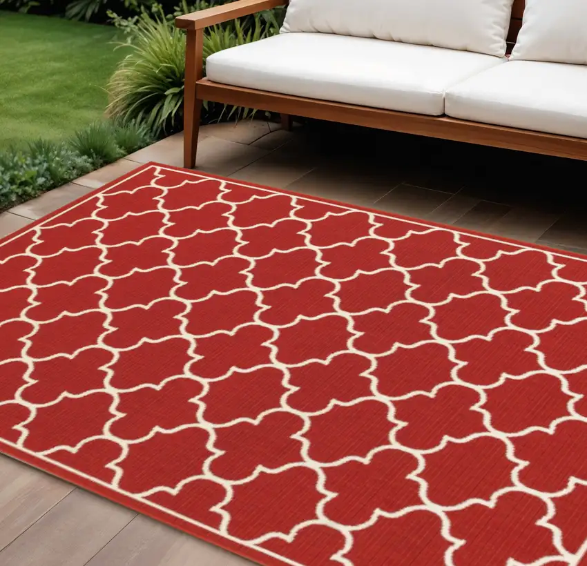 Red And Ivory Indoor Outdoor Area Rug Photo 1