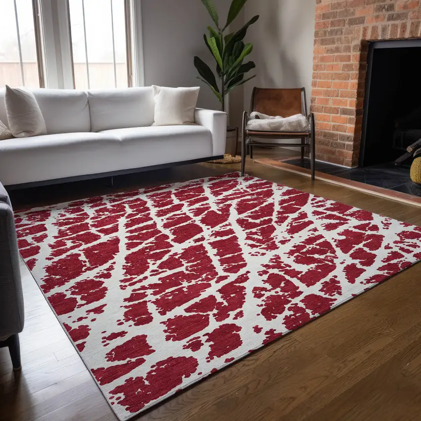 Red and White Abstract Washable Non Skid Indoor Outdoor Area Rug Photo 9