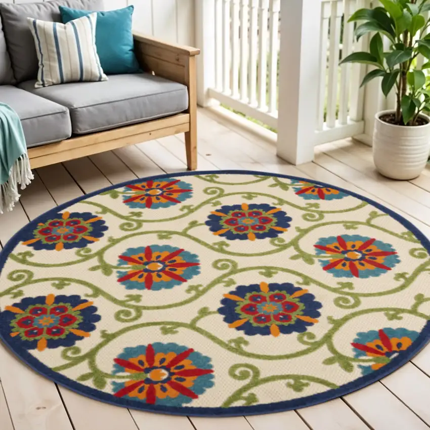 5' Ivory And Blue Round Indoor Outdoor Area Rug Photo 2
