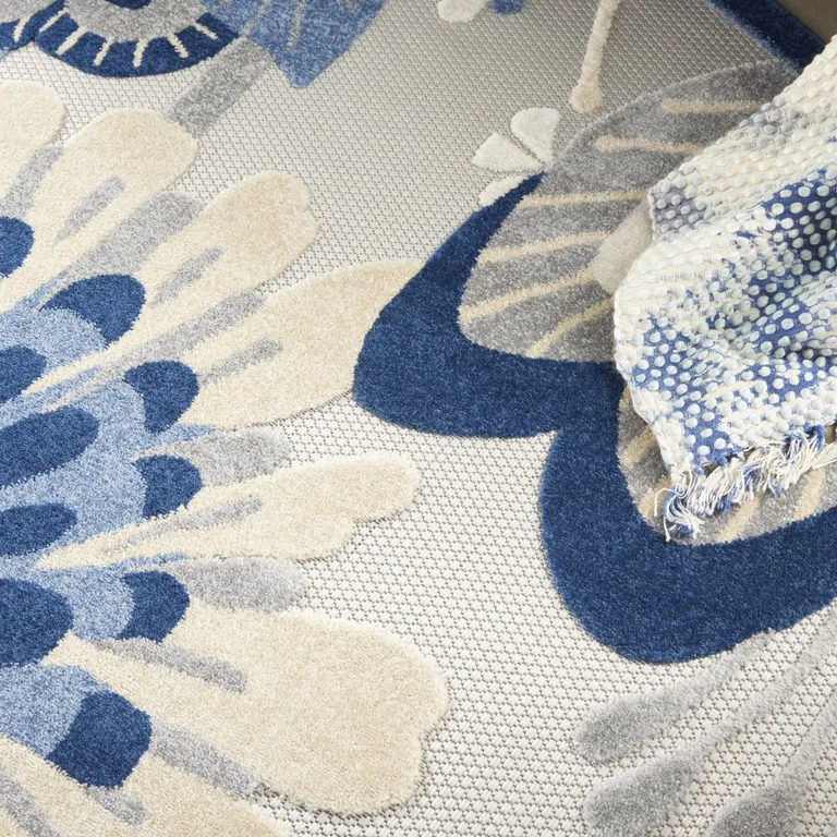 Round Blue and Gray Indoor Outdoor Area Rug Photo 5