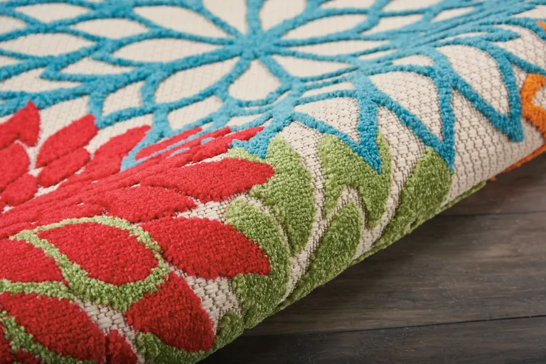 Round Green Floral Indoor Outdoor Area Rug Photo 4