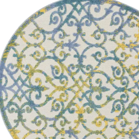 5' Ivory And Blue Round Indoor Outdoor Area Rug Photo 8