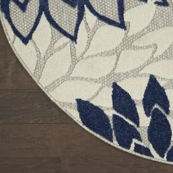 5' Ivory And Blue Round Indoor Outdoor Area Rug Photo 6
