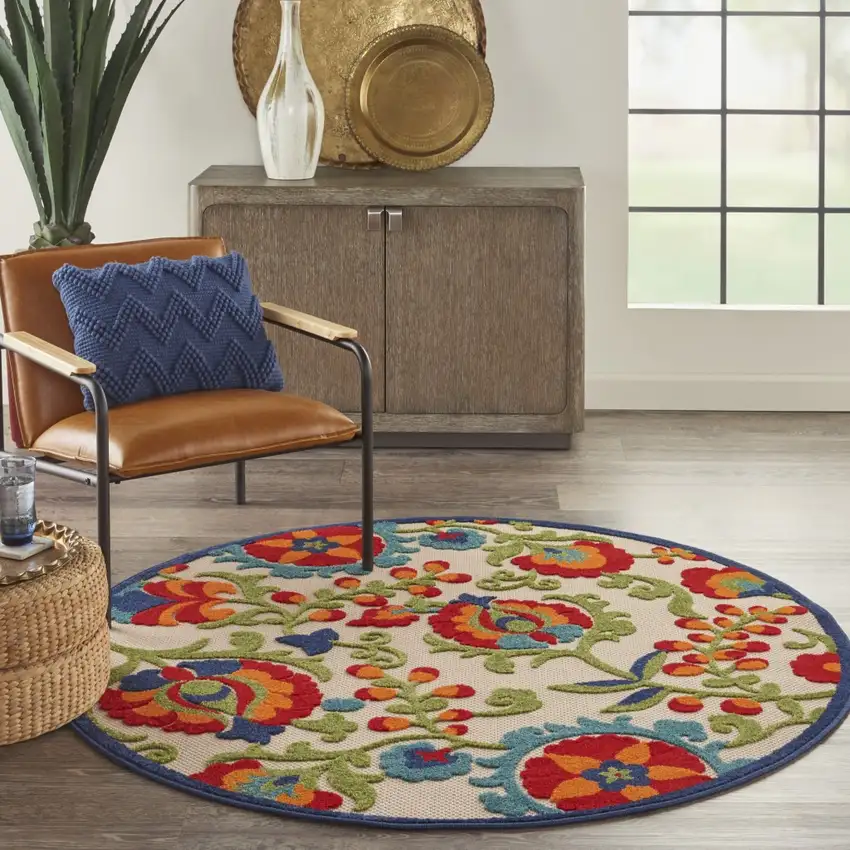 Green And Ivory Round Floral Indoor Outdoor Area Rug Photo 8