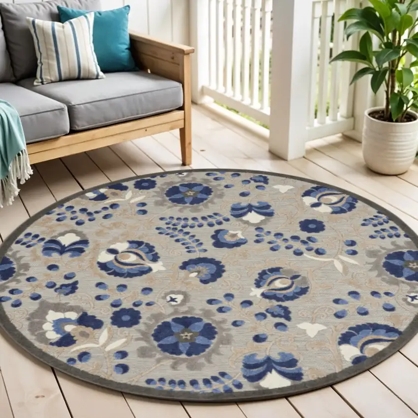 5' Blue And Gray Round Indoor Outdoor Area Rug Photo 2