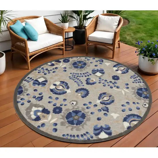 8' Blue And Gray Round Indoor Outdoor Area Rug Photo 2