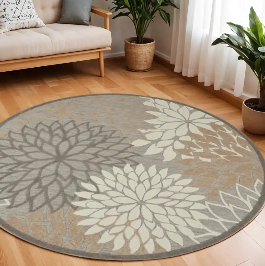 8' Gray And Ivory Round Indoor Outdoor Area Rug Photo 2