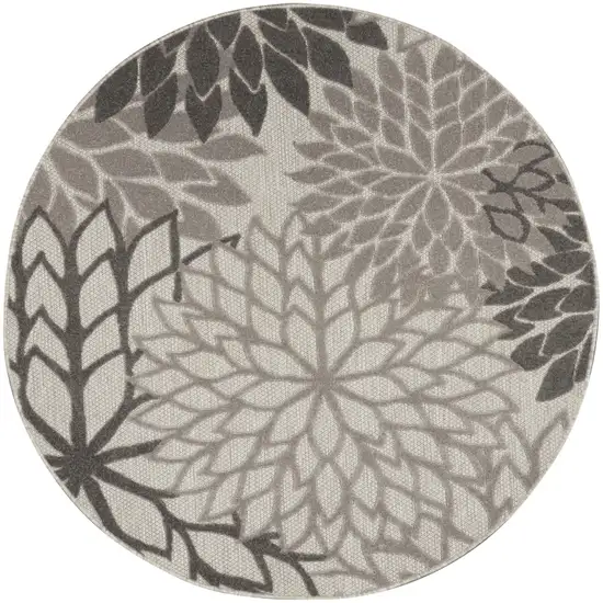 5' Gray Round Indoor Outdoor Area Rug Photo 3