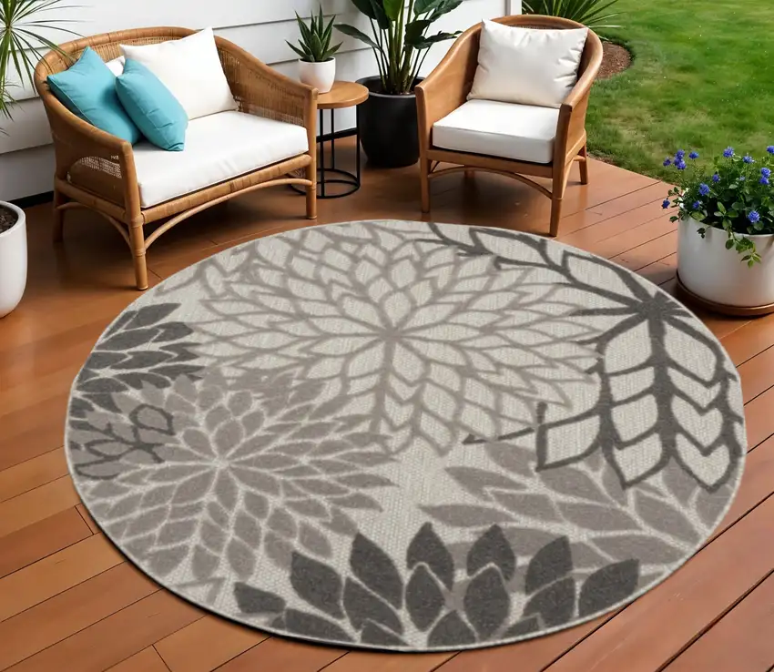 8' Gray Round Indoor Outdoor Area Rug Photo 2