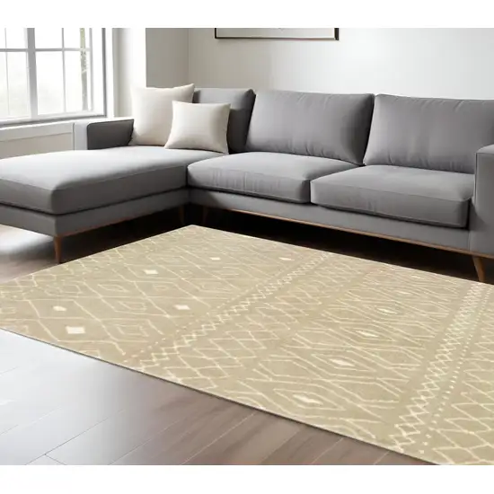 Sand And Ivory Geometric Power Loom Stain Resistant Area Rug Photo 1