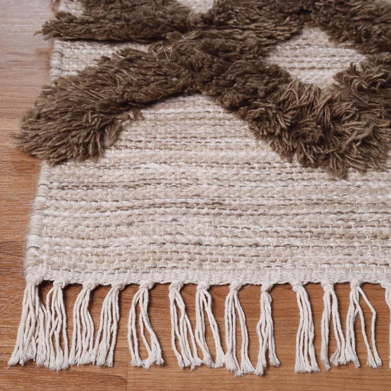 Sand And Taupe Wool Geometric Power Loom Stain Resistant Area Rug With Fringe Photo 2