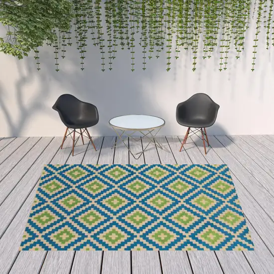 Sand Geometric Stain Resistant Indoor Outdoor Area Rug Photo 2