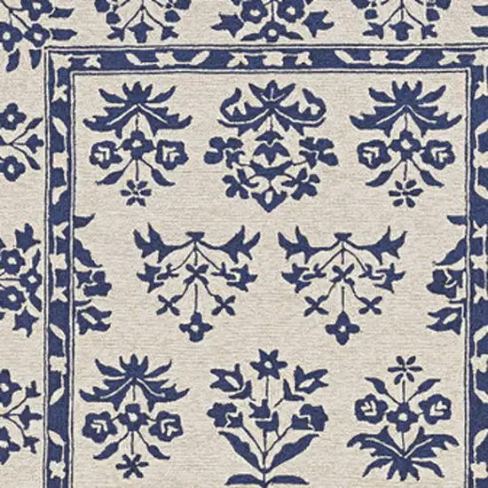 5' X 7' Sand Or Blue Floral Bordered Indoor Outdoor Area Rug Photo 4
