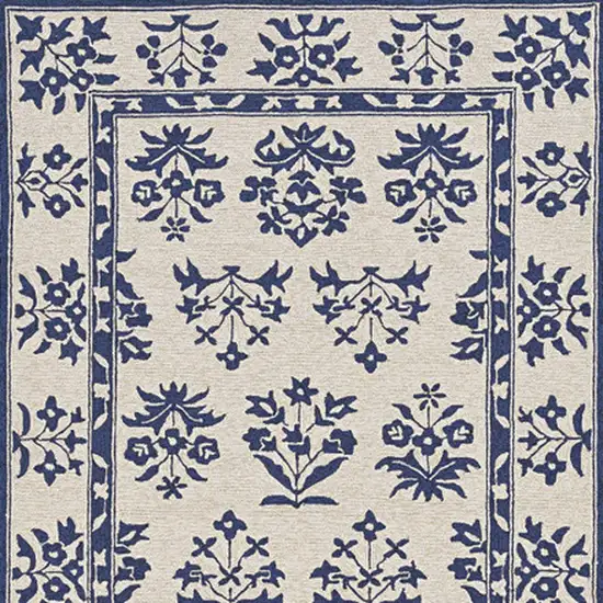 5' X 7' Sand Or Blue Floral Bordered Indoor Outdoor Area Rug Photo 5