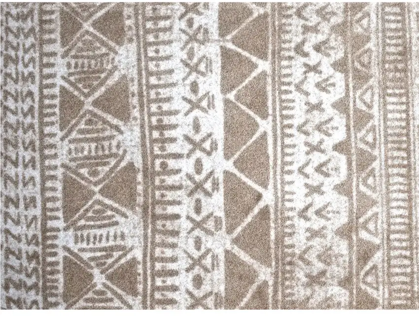 Sandy Tan and White Zigs and Zags Washable Floor Mat Photo 1