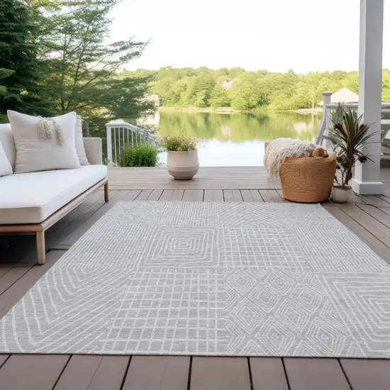 Silver And Ivory Geometric Washable Indoor Outdoor Area Rug Photo 9