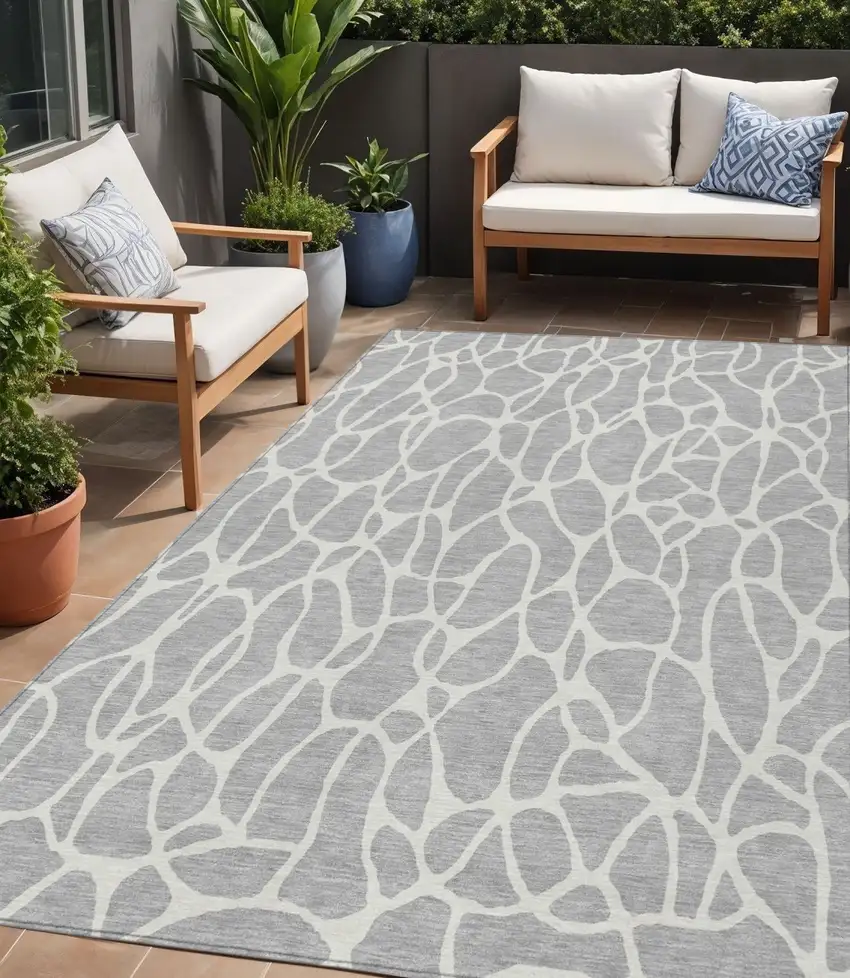 Silver And Ivory Geometric Washable Indoor Outdoor Area Rug Photo 1