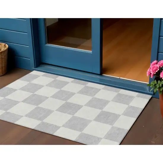 Silver And Ivory Geometric Washable Indoor Outdoor Area Rug Photo 1