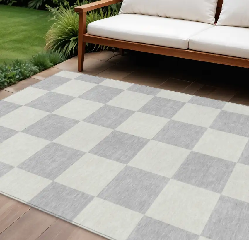 Silver And Ivory Geometric Washable Indoor Outdoor Area Rug Photo 1