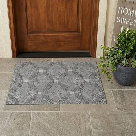 Silver And Ivory Geometric Washable Indoor Outdoor Area Rug Photo 1