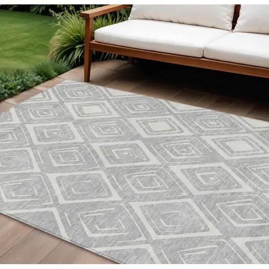 Silver And Ivory Geometric Washable Indoor Outdoor Area Rug Photo 1