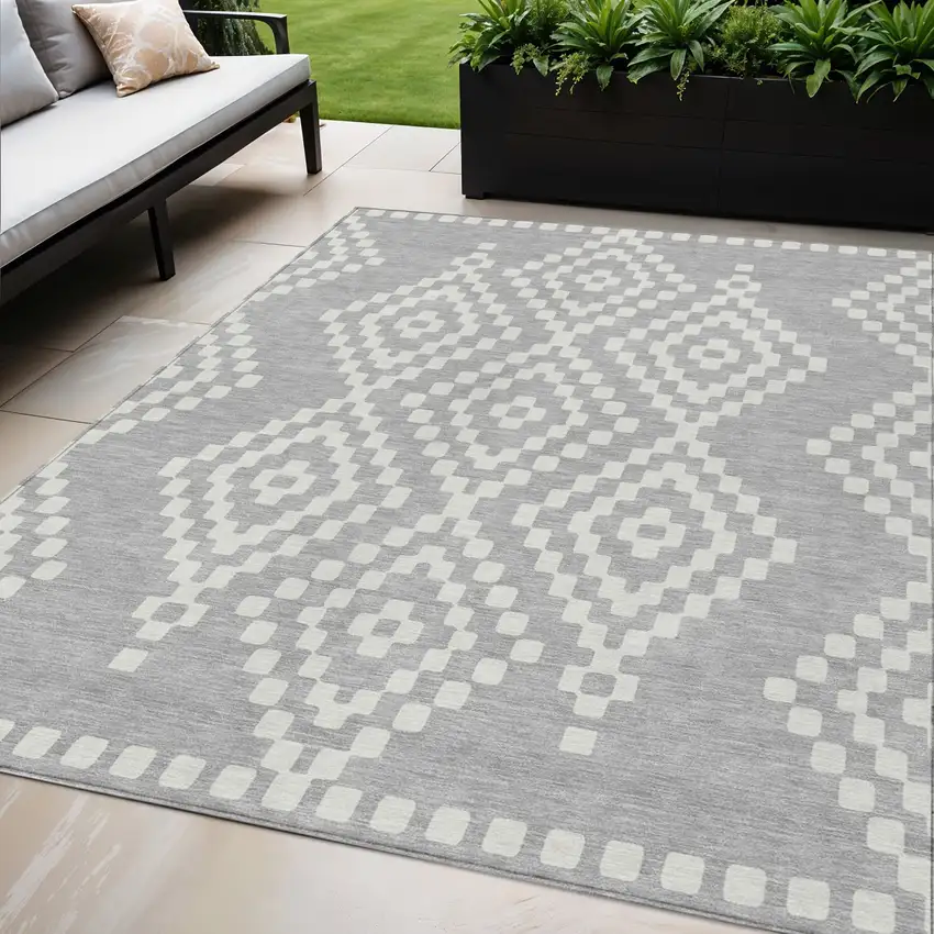 Silver And Ivory Geometric Washable Indoor Outdoor Area Rug Photo 1