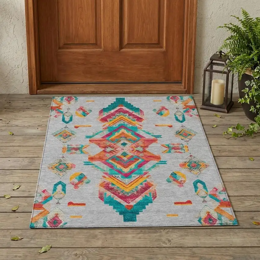 Silver And Ivory Tribal Washable Indoor Outdoor Area Rug Photo 1