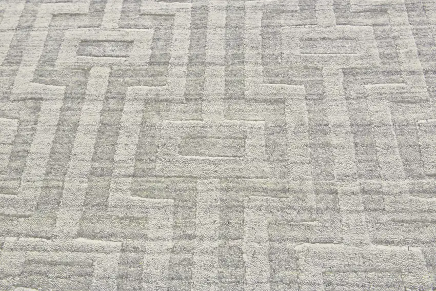 Silver Floral Hand Woven Area Rug Photo 5