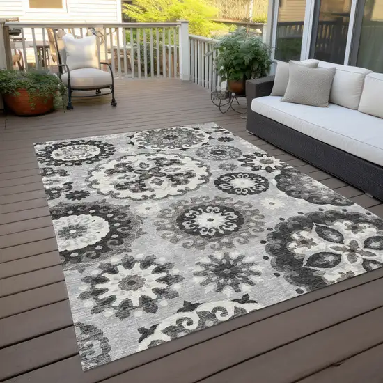 Silver Gray And Ivory Floral Medallion Washable Indoor Outdoor Area Rug Photo 9